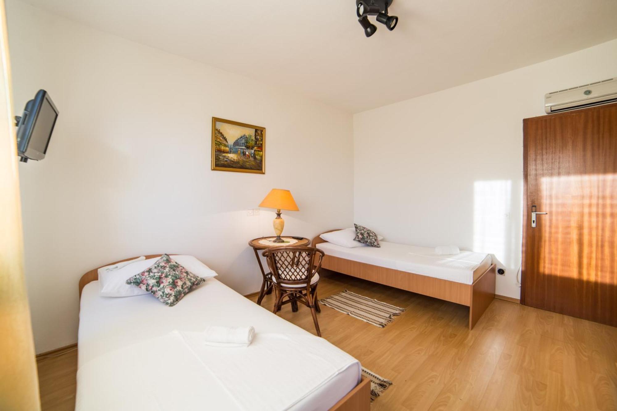 Apartment Mande Brist Luaran gambar